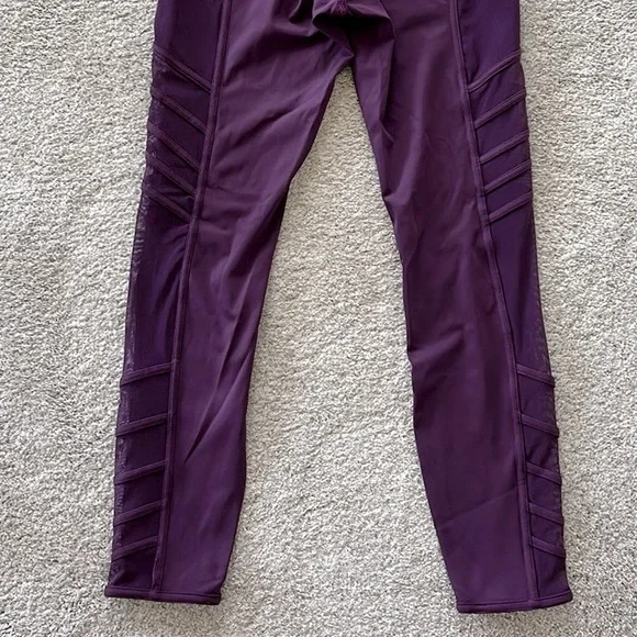 Lululemon Athletica Workout Leggings - Picture 7 of 7